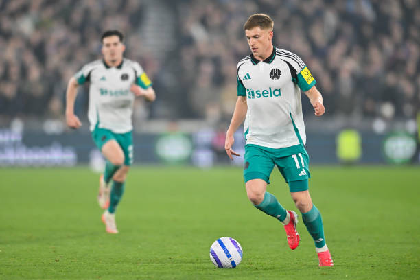 他在带球推 他在带球推